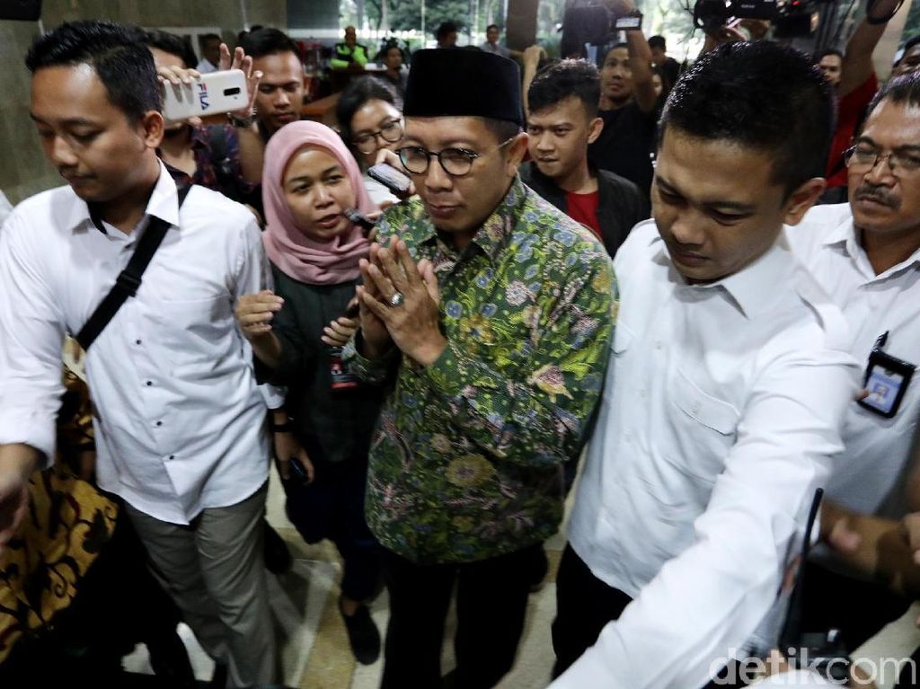 Menag Kembali ke Ruang Kerjanya Usai Digeledah KPK